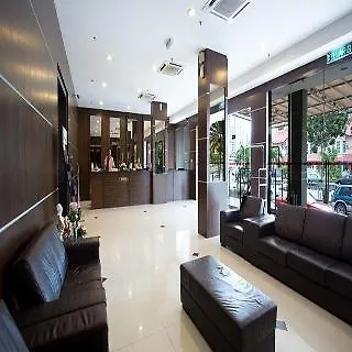 Alora Hotel Penang 3*,